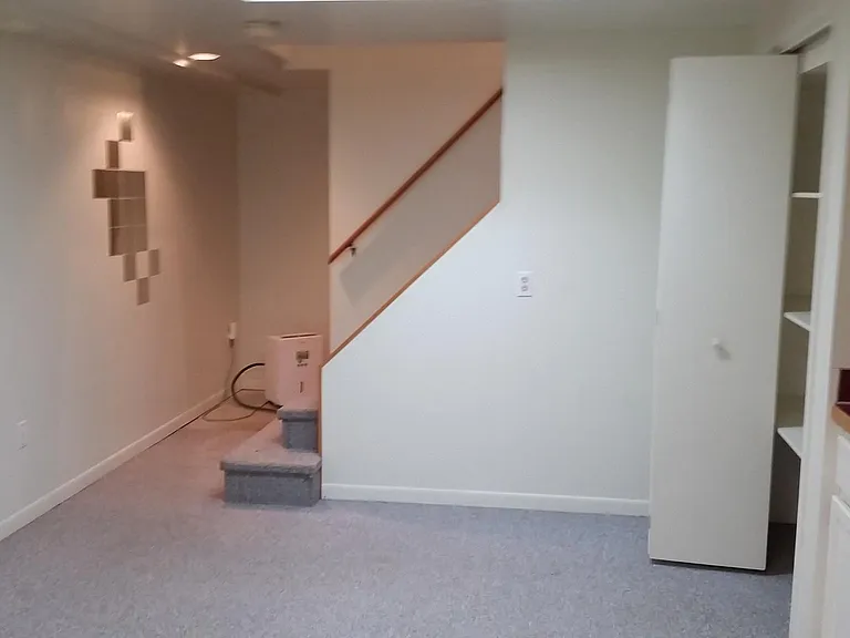 4620-4622 Shattuck Rd #4622 SHATTUCK RD — Photo 19