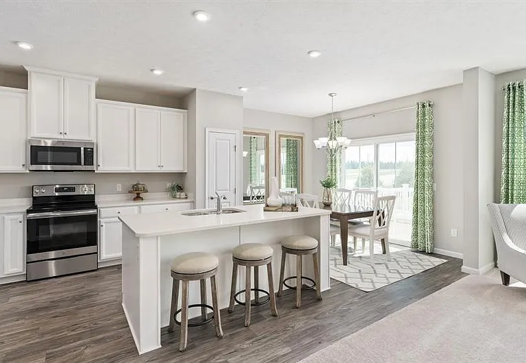 1326 S Ridge Dr E — Photo 24