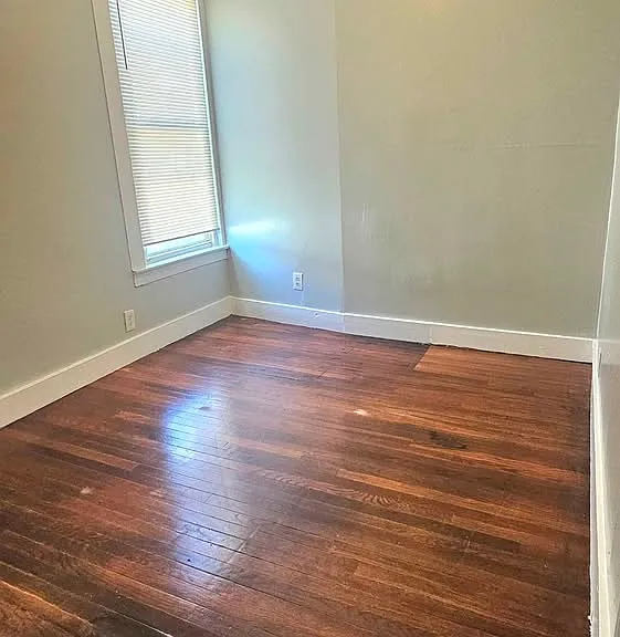611 Elm St #2 — Photo 3