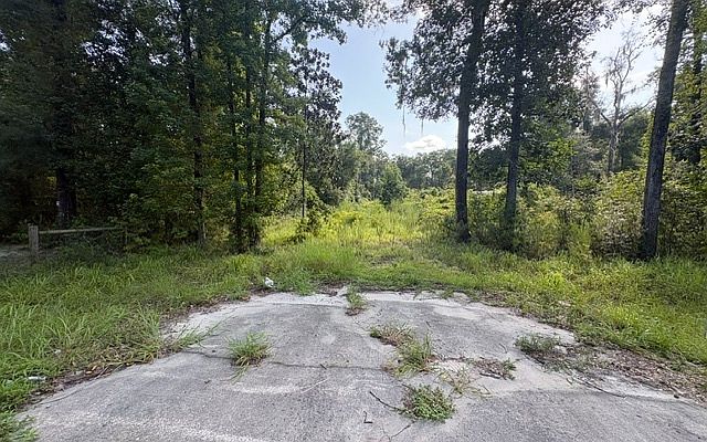 1st image of 16 SW Newark Dr