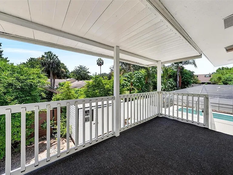 1099 Grove Ave — Photo 49