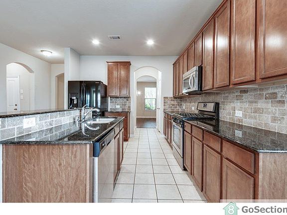 3rd image of 1021 Villa Paloma Blvd