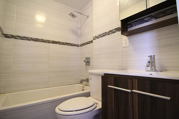 Rented by Nooklyn NYC LLC | media 29