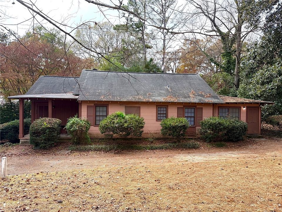 2nd image of 1032 E Glenn Ave