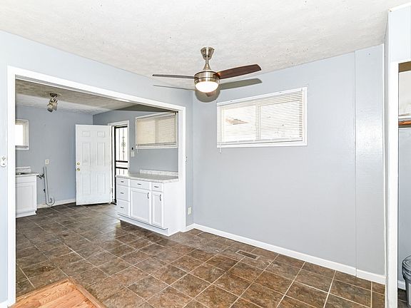 4th image of 2219 N Graham Ave
