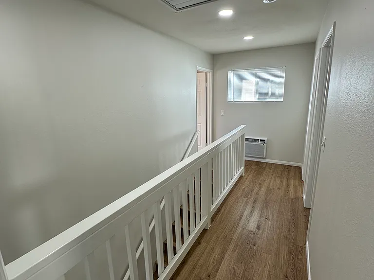 1118 Persimmon Ave — Photo 22