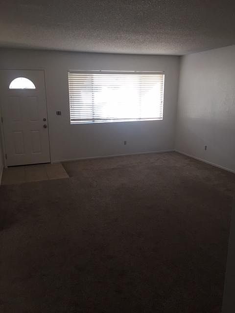 2nd image of 1042 Sycamore Dr