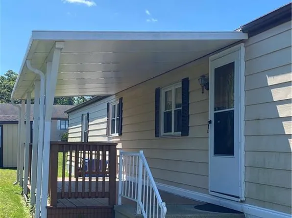 28 Bayview Park, Middletown, RI 02842