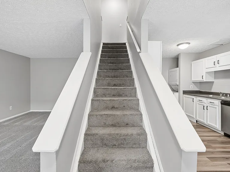 Timbercreek Apts — Photo 51