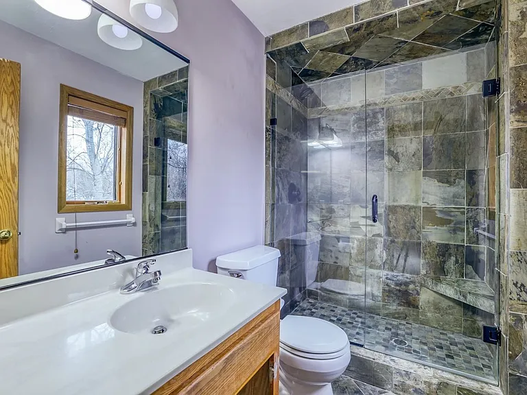 7123 Yorktown Ln N — Photo 12
