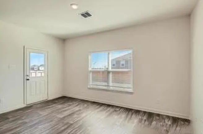 3038 Citron Gdn — Photo 8