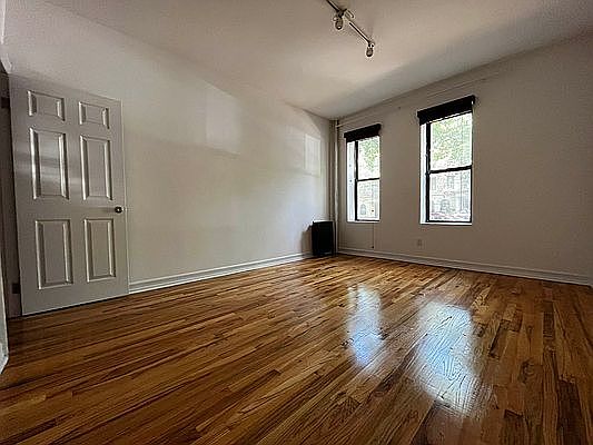 5th image of 267 Lincoln Pl #1F