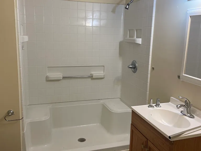 716 E Long Ave — Photo 13