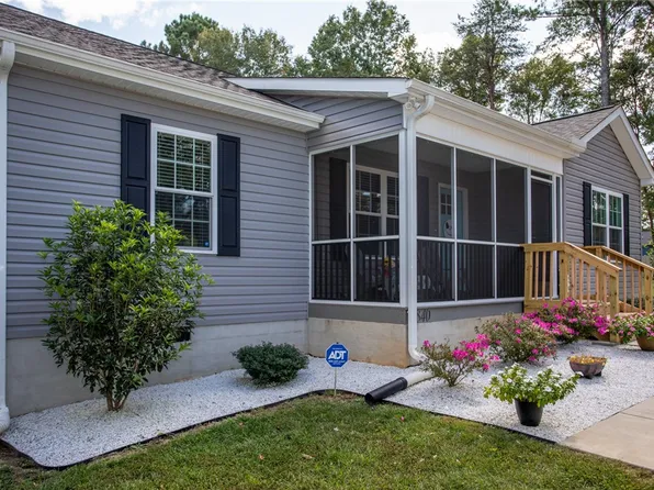 840 Concord Church Rd, Pickens, SC 29671