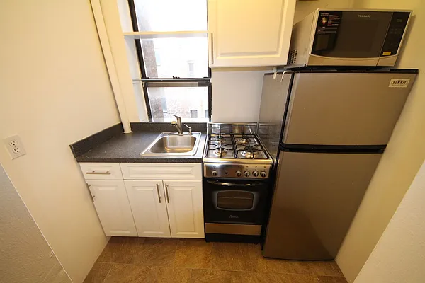 Rented by JR Properties, LTD | media 18