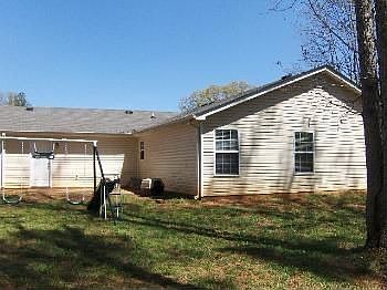 1st image of 330 Silverwood Dr