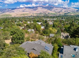 176 Scenic Dr, Ashland, OR