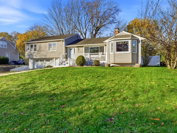 72 Three Acre Road, Groton, CT 06340