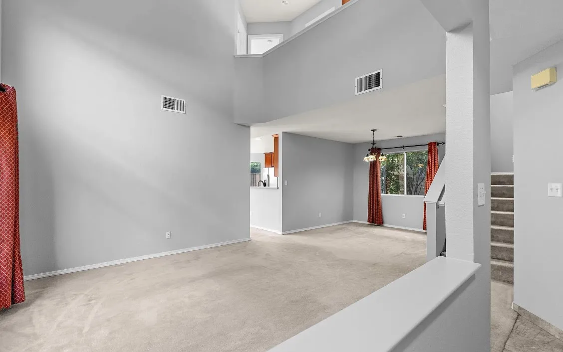 2785 Parkway Dr — Photo 4
