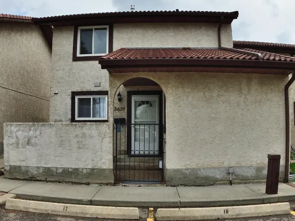 3619 30th Ave NW, Edmonton, AB T6L 5H5