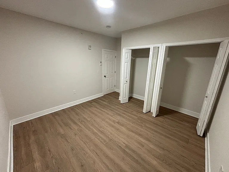 1035 Hamilton St #5 — Photo 9