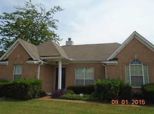 5384 Farm Ridge Dr, Memphis, TN 38141