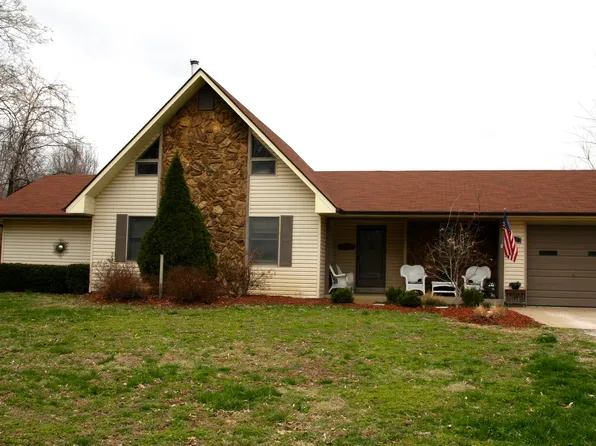 819 Gerona St, Saint Louis, MO 63138