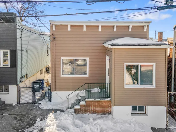 2023 46th Street image 1 of 26