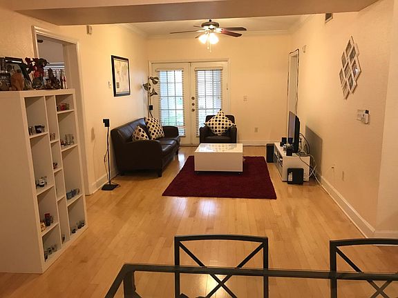 2nd image of 206 E South St Unit 1008