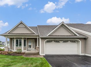 1695 High Pointe Dr, Zeeland, MI 49464