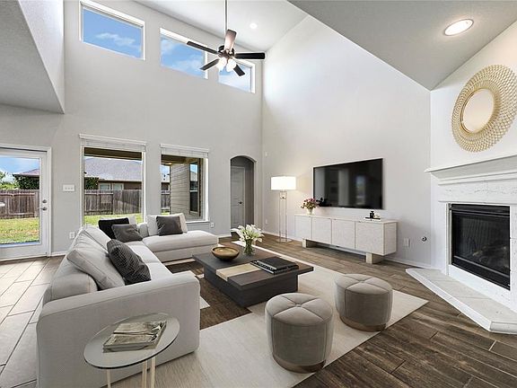 5th image of 18307 Shallow Hill Ct