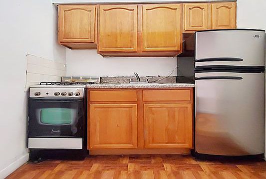 2nd image of 8 Spencer Ct #1F
