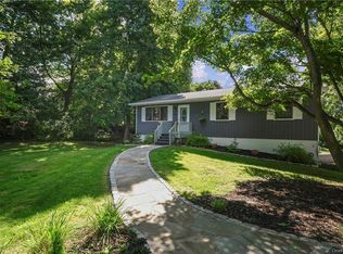 25 Kent Rd, Hopewell Junction, NY 12533