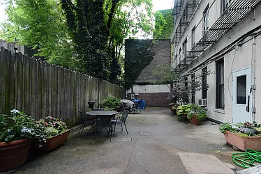 Rented by Yael Dunsky Real Estate