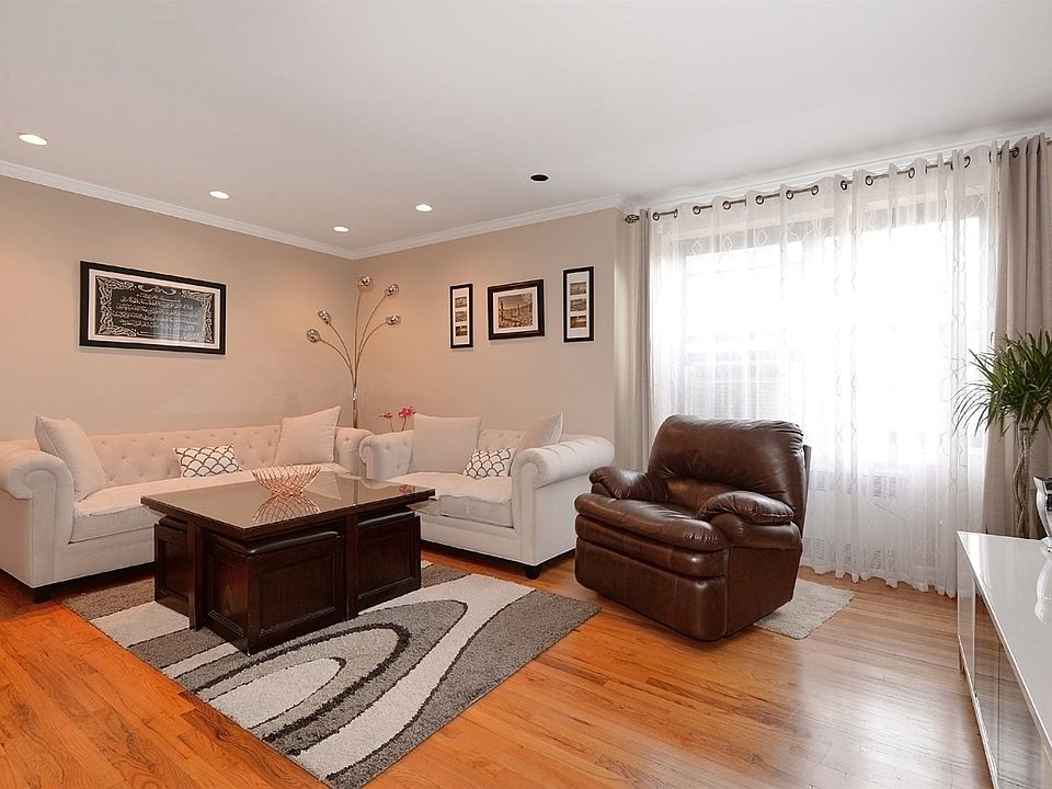 1st image of 14110 28th Ave #3B