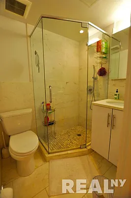 Rented by REAL New York | media 28