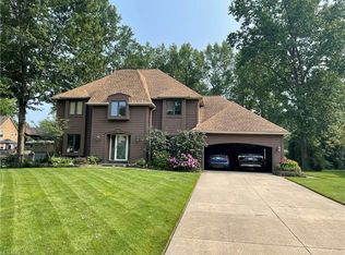 6756 Silvermound Dr, Mentor, OH 44060