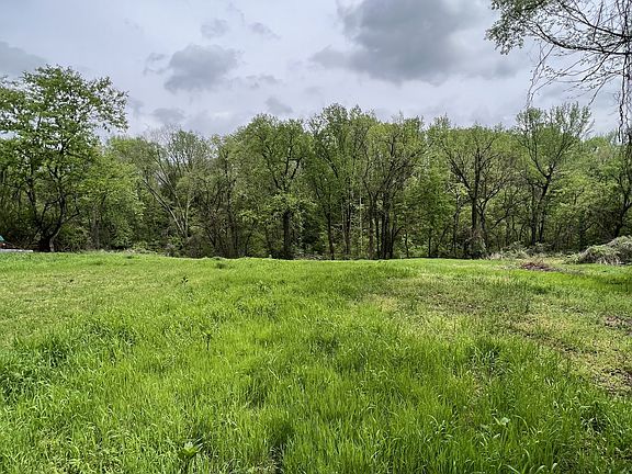 2nd image of 0 Bowman St