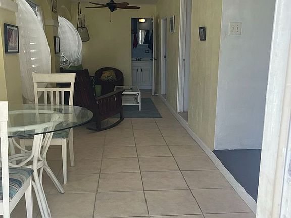 5th image of 1 Hill St APT 5
