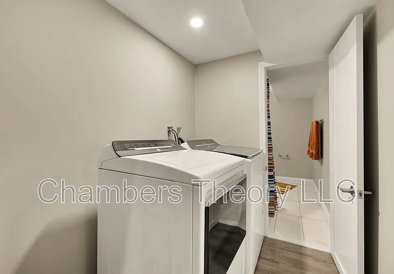 2124 N Capitol St NW — Photo 37
