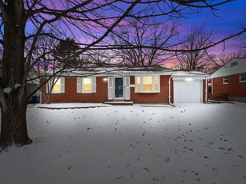 1970 Gerard Park Ln, Hazelwood, MO 63042 | Zillow