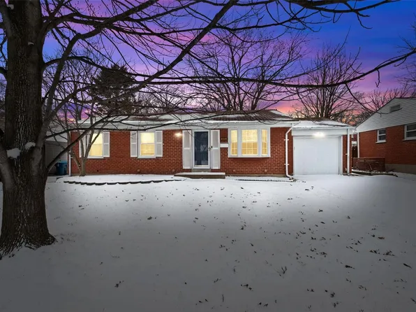 1970 Gerard Park Ln, Hazelwood, MO 63042