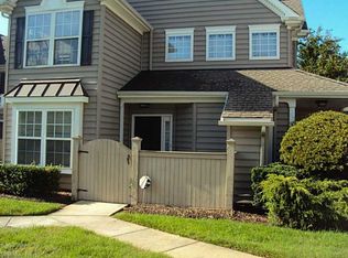 2323 Old Greenbrier Rd, Chesapeake, VA 23325