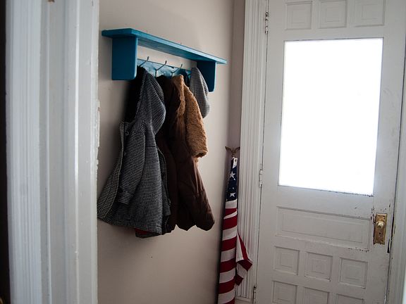 Front door/foyer