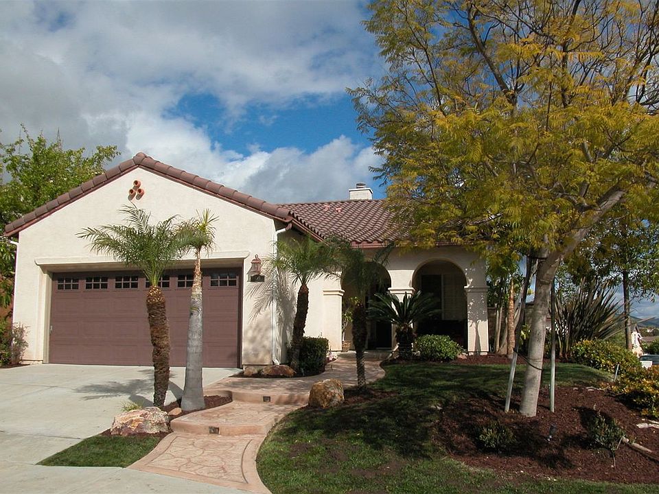 1st image of 685 San Jacinto Pl