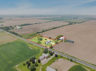 160 Lafontaine Rd W, Tiny, ON L9M 0L4