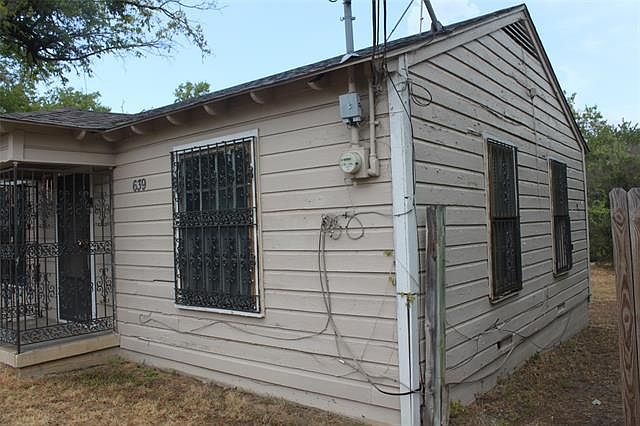 2nd image of 639 Mannington Dr