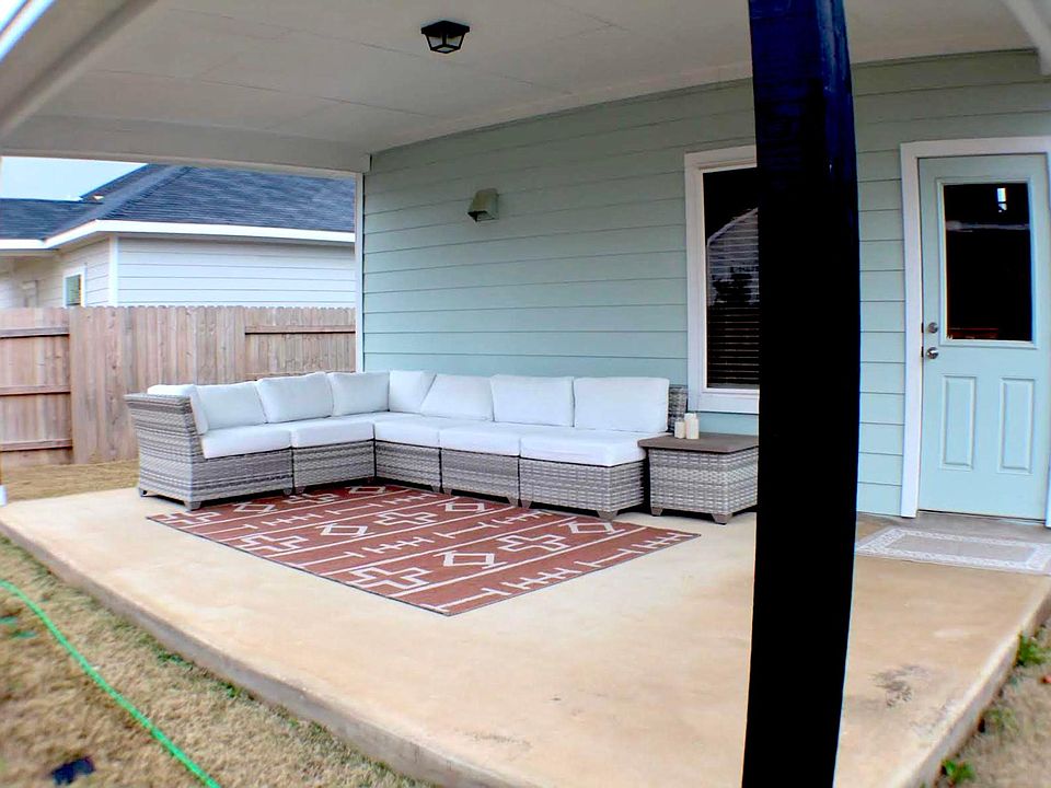 1st image of 113 Greenthread Dr