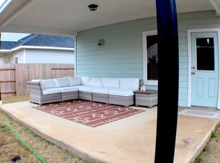 113 Greenthread Dr, Liberty Hill, TX 78642