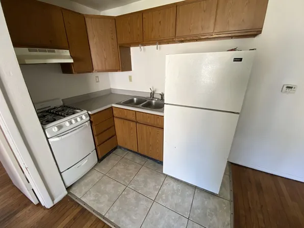 311 S Prairie St, 311 S Prairie St APT 1, Champaign, IL 61820